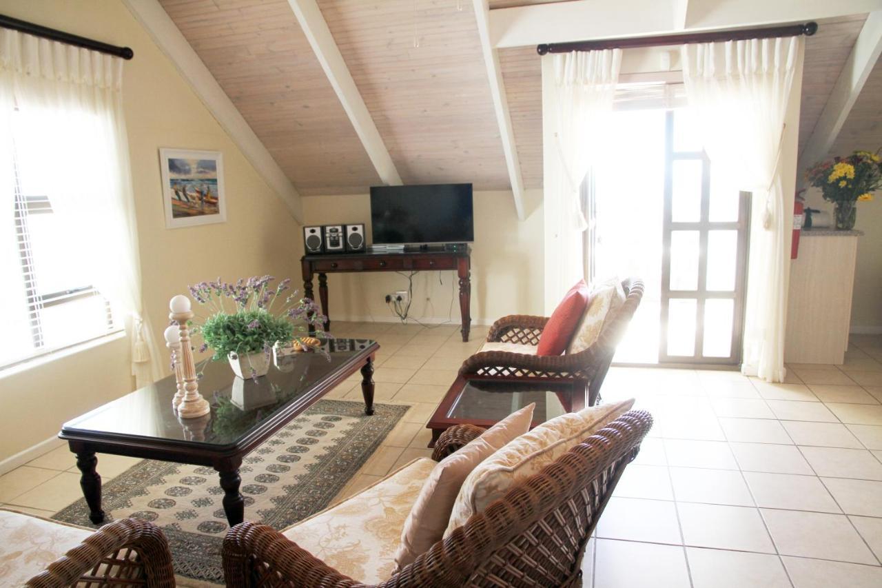 Whispering Whale Hotel Jacobs Bay Buitenkant foto