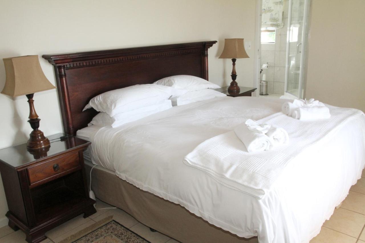 Whispering Whale Hotel Jacobs Bay Buitenkant foto