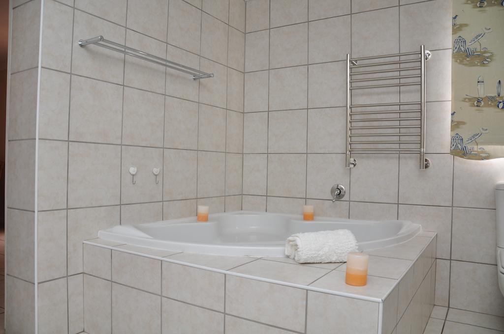 Whispering Whale Hotel Jacobs Bay Kamer foto